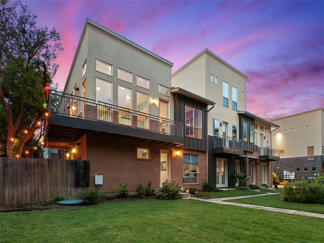 1209 Kinney Ave Unit #G