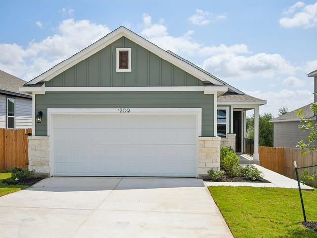1209 Lavender WAY