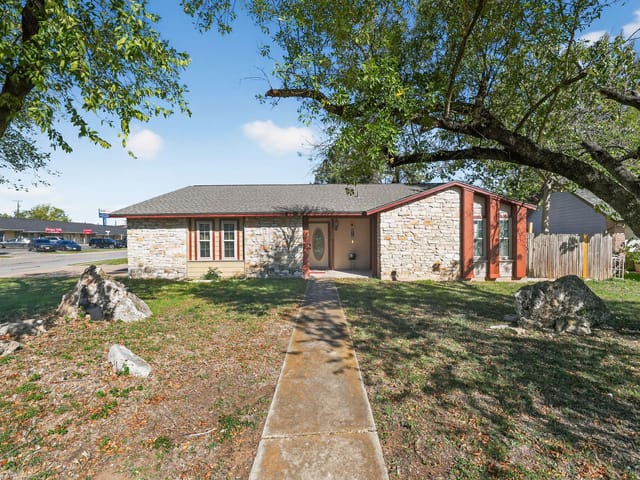1209 Sagebrush Dr
