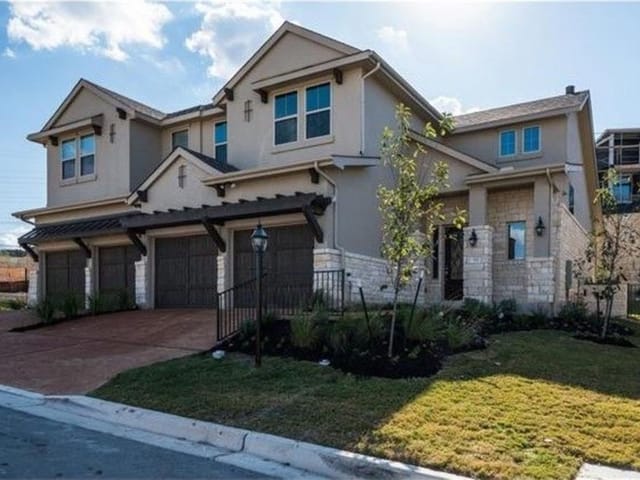 121 Beneteau DR