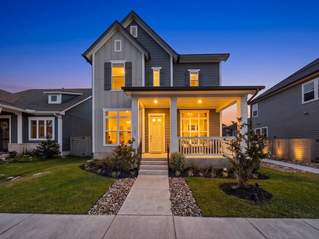 121 Breda Ave