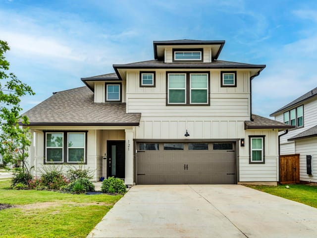 121 Camino Verde