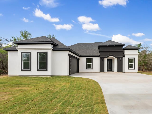 121 E Keomuku Ln
