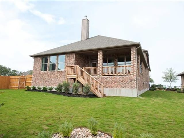 121 Galloway Ln