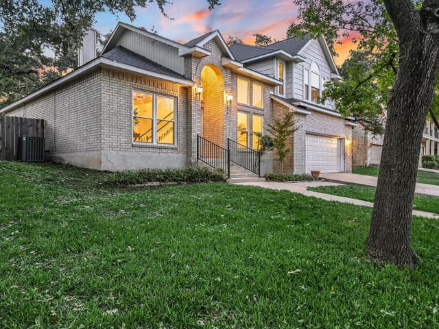 1210 Olympus DR