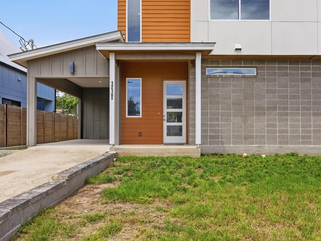 1210 Stobaugh ST Unit #B