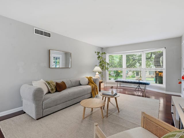 1210 Windsor RD Unit #104