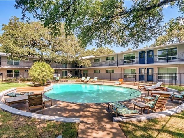 1210 Windsor Rd Unit #120