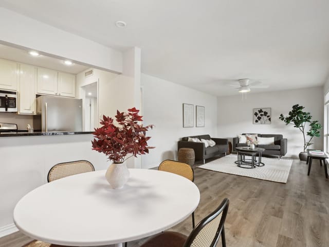 1210 Windsor Rd Unit #219