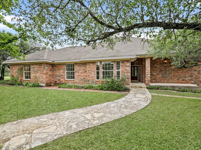 12101 Hanging Valley Dr