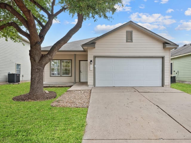 12103 Bastrop ST
