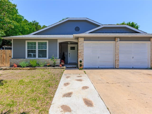 12103 Clickett Cv