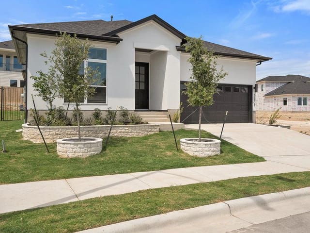12104 Fennec WAY