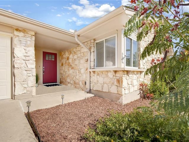 12106 Cabana Ln
