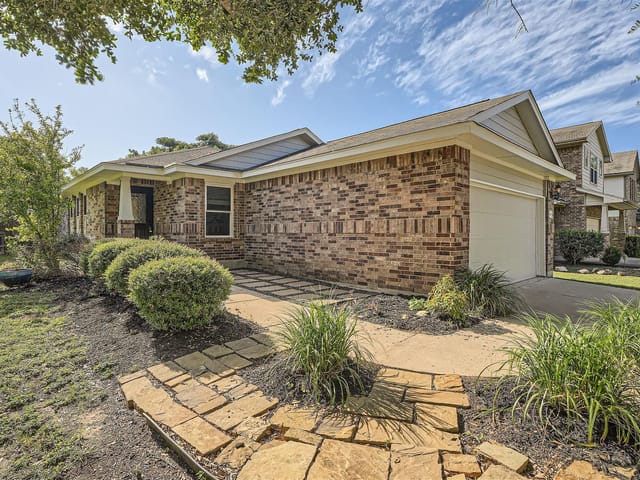 12109 Buzz Schneider Ln