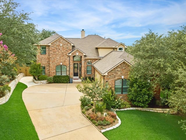 12109 Estrada CT - front exterior - Luxury home in Steiner Ranch, Austin, TX