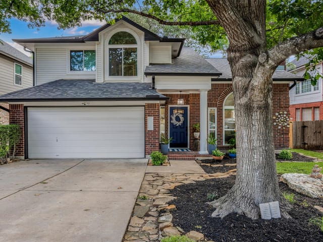 1211 Cardinal LN