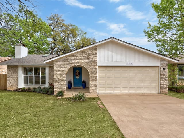 12113 Grey Rock LN