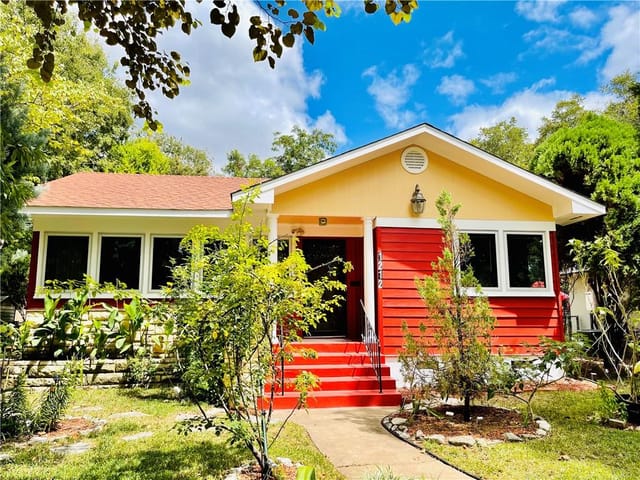 1212 Bentwood Rd
