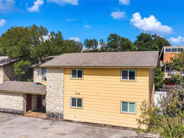 1212 Hollow Creek DR