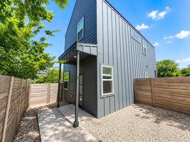 1212 Lily TER Unit #2