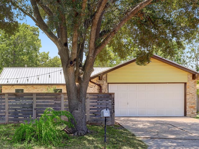 1213 Dunstan Dr