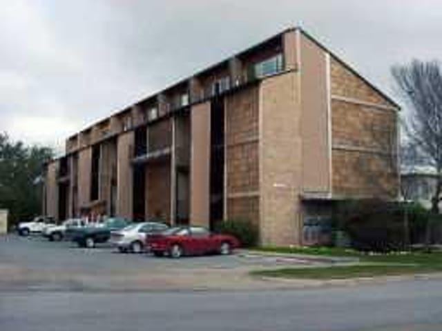 1214 BARTON HILLS Dr Unit #103