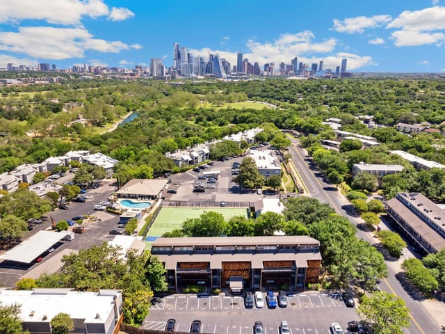 1214 Barton Hills DR Unit #106