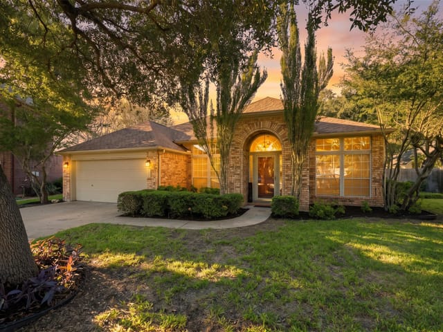 1217 Cypress Mill CIR