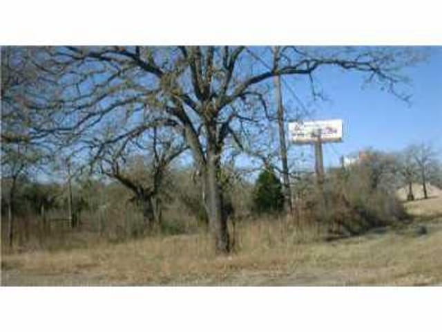 1217 Hwy 71