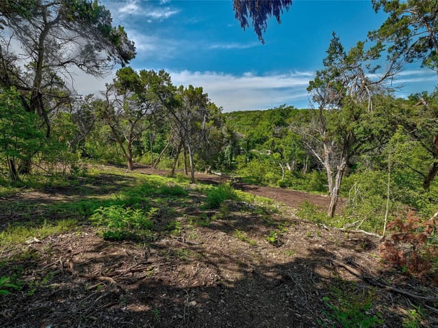 1217 Yaupon Valley RD