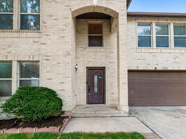 1218 Gazania DR