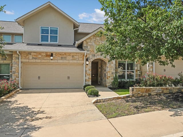 1218 Haven LN Unit #102