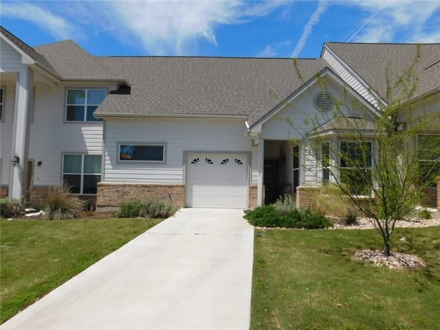 12182 Abbey Glen LN