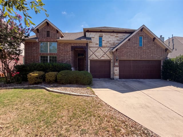122 Bluehaw DR