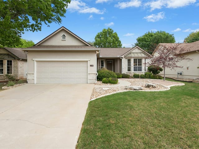 122 Harness Ln