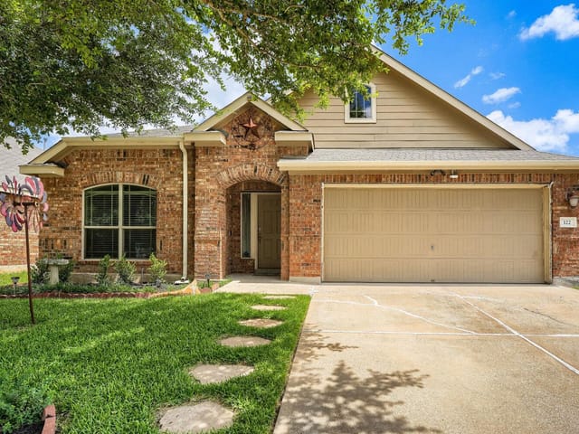 122 Sandstone TRL