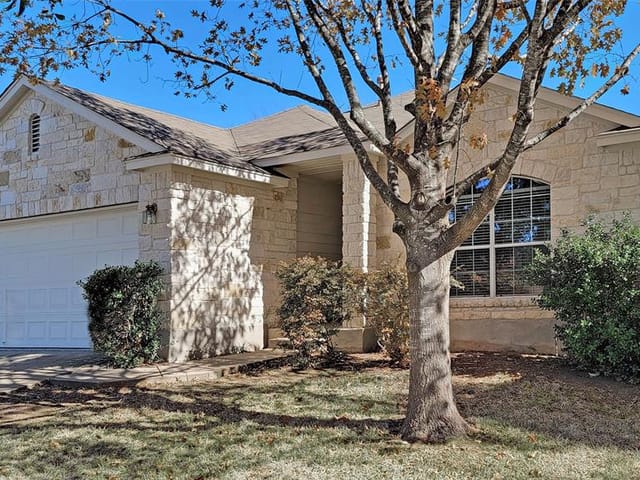 12201 Buzz Schneider Ln