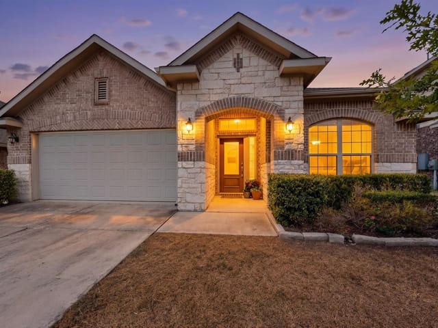 12202 Chalco ST