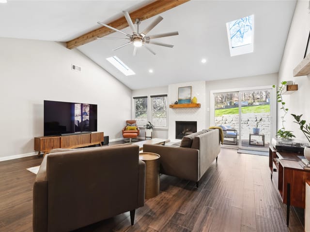 12202 Forsythe Dr