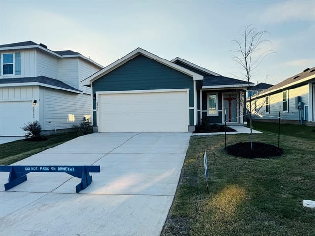 12204  Douglas Fir Cir