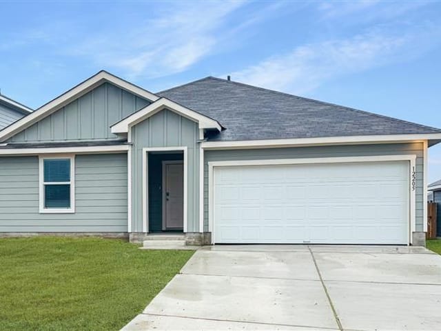 12205 Horseshoe Field Bnd