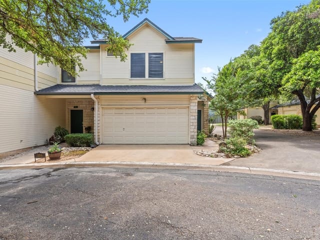 12212 Brigadoon Ln Unit #107