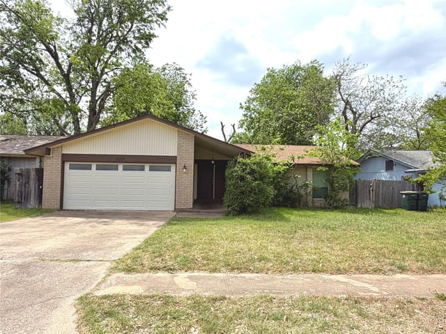 12212 Wallingstone LN