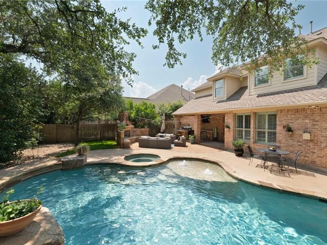 12225 Palisades Pkwy