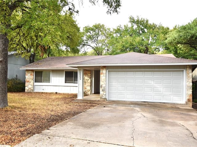 12233 Forsythe Dr