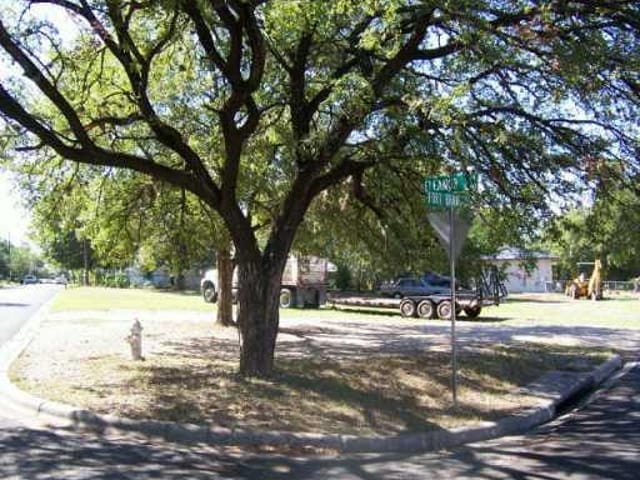 1225 Fort Branch BLVD