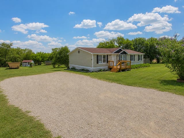 1225 Grandview DR