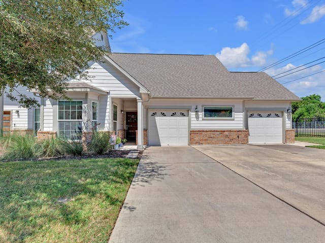 12292 Mulligan Glen Ct
