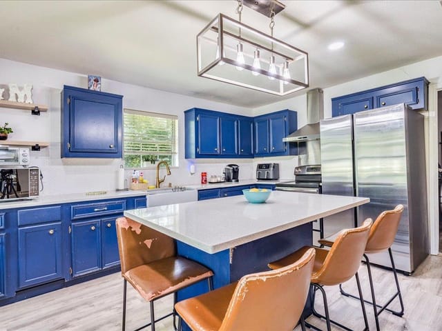 123 Crossroads DR